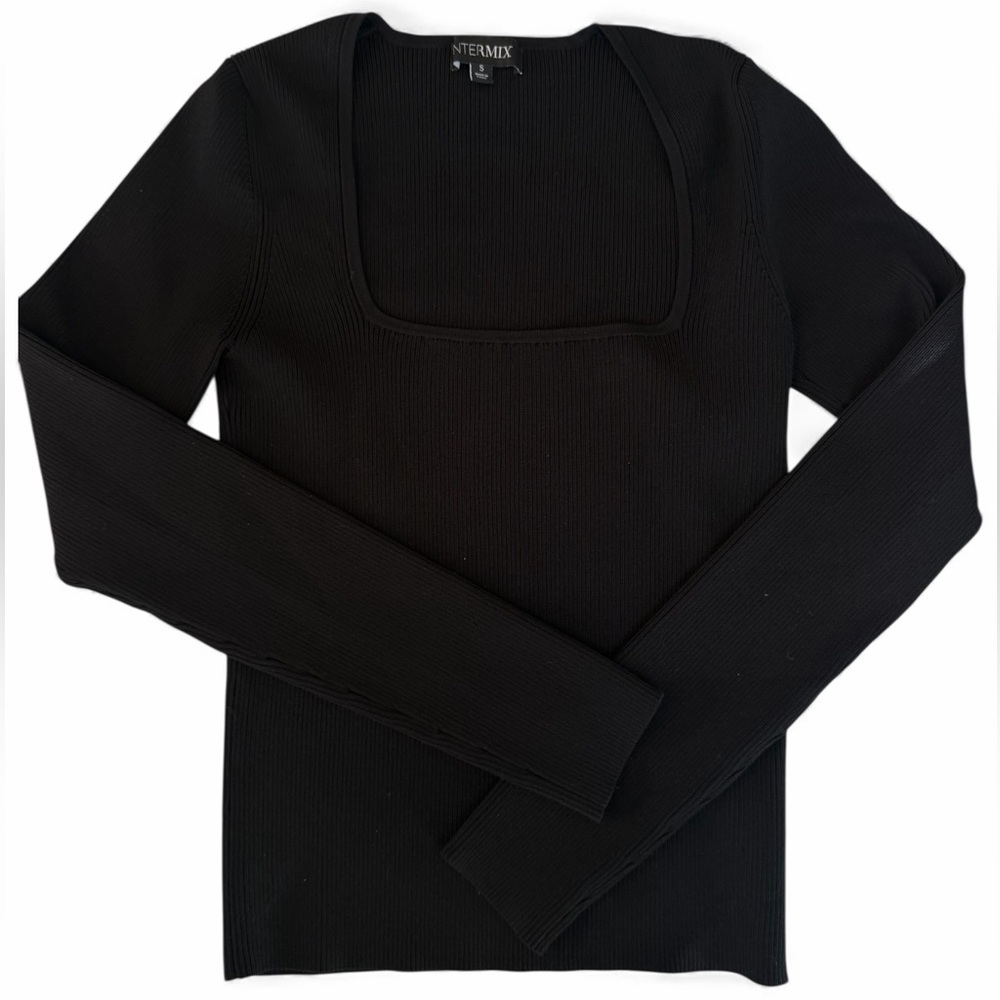 INTERMIX Black Long Sleeve Top‎ Women's Size Small